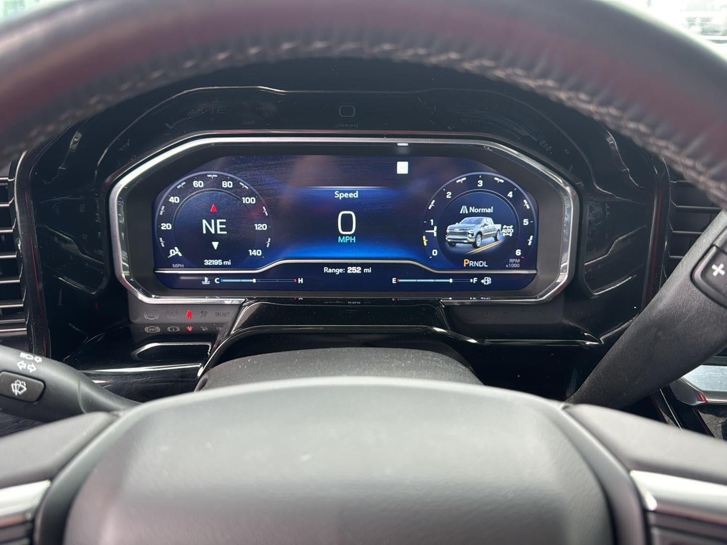 2022 Chevrolet Silverado 1500 LT (2FL)