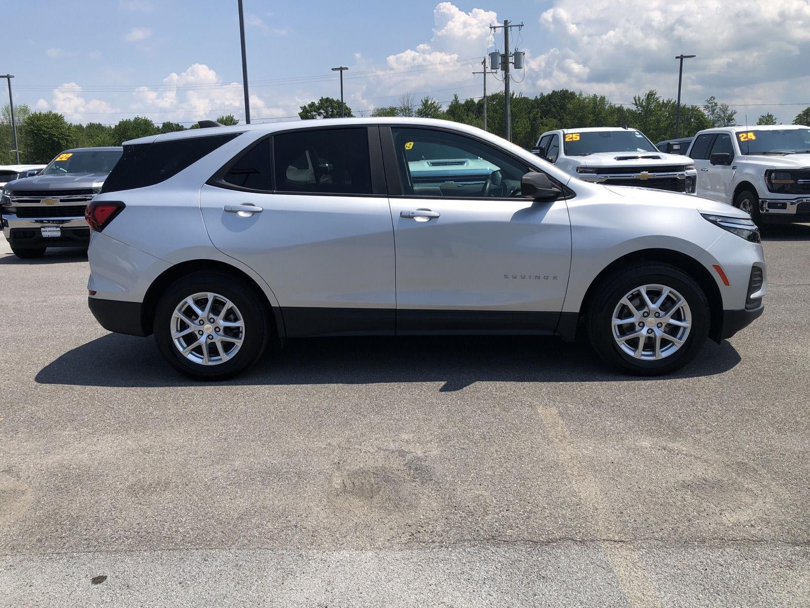 2022 Chevrolet Equinox LS
