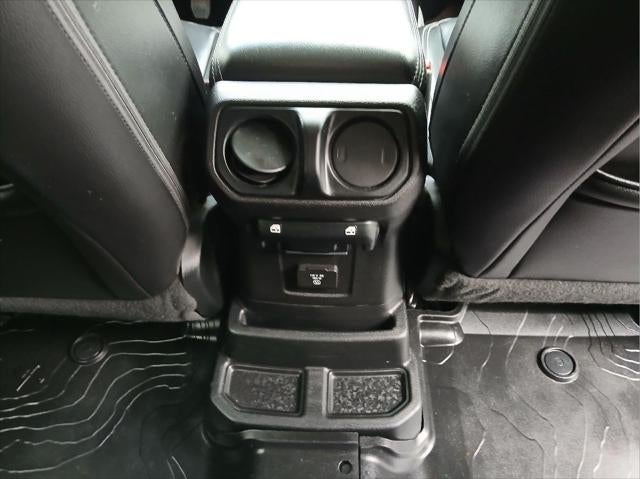 2018 Jeep Wrangler Unlimited Sahara 4x4