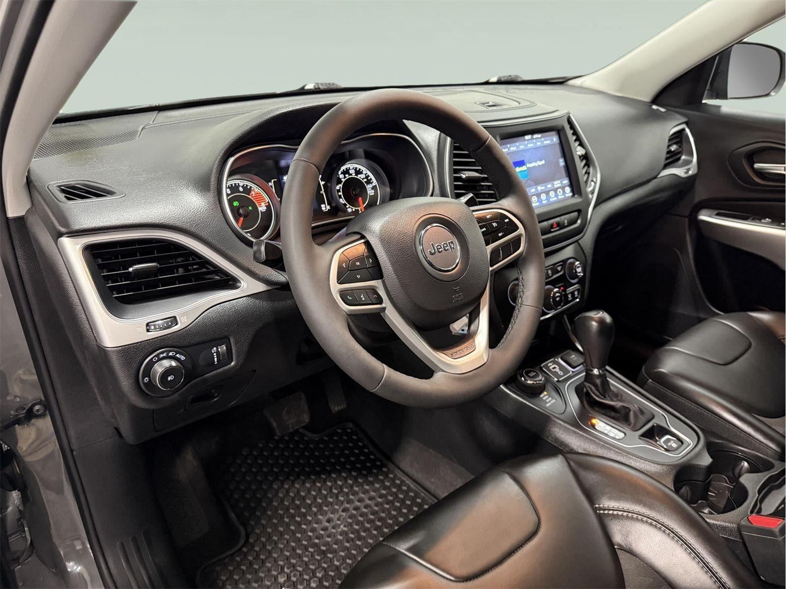 2022 Jeep Cherokee X 4x4