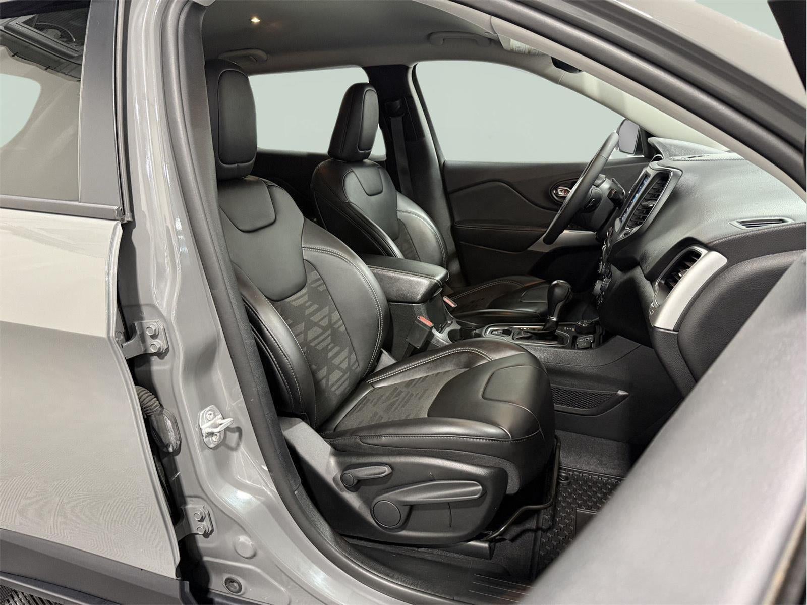 2022 Jeep Cherokee X 4x4