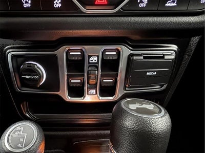 2024 Jeep Wrangler 4-Door Sahara