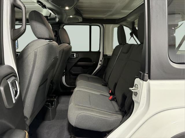 2024 Jeep Wrangler 4-Door Sahara