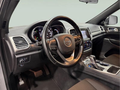 2020 Jeep Grand Cherokee Laredo E 4x2