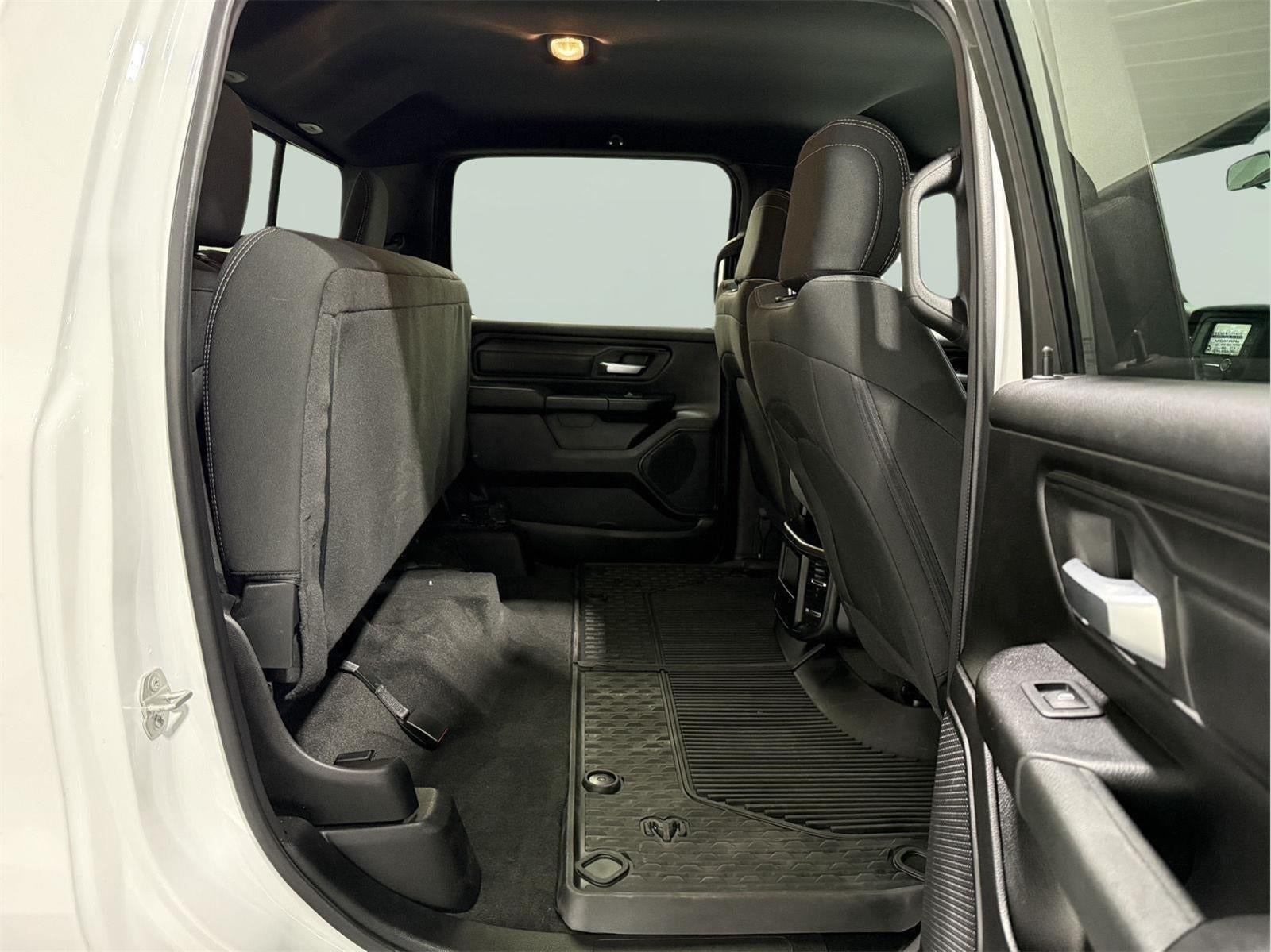 2023 RAM 1500 Tradesman Crew Cab 4x4 5'7' Box