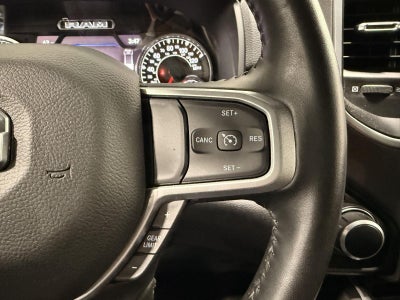 2022 RAM 1500 Big Horn Crew Cab 4x4 5'7' Box