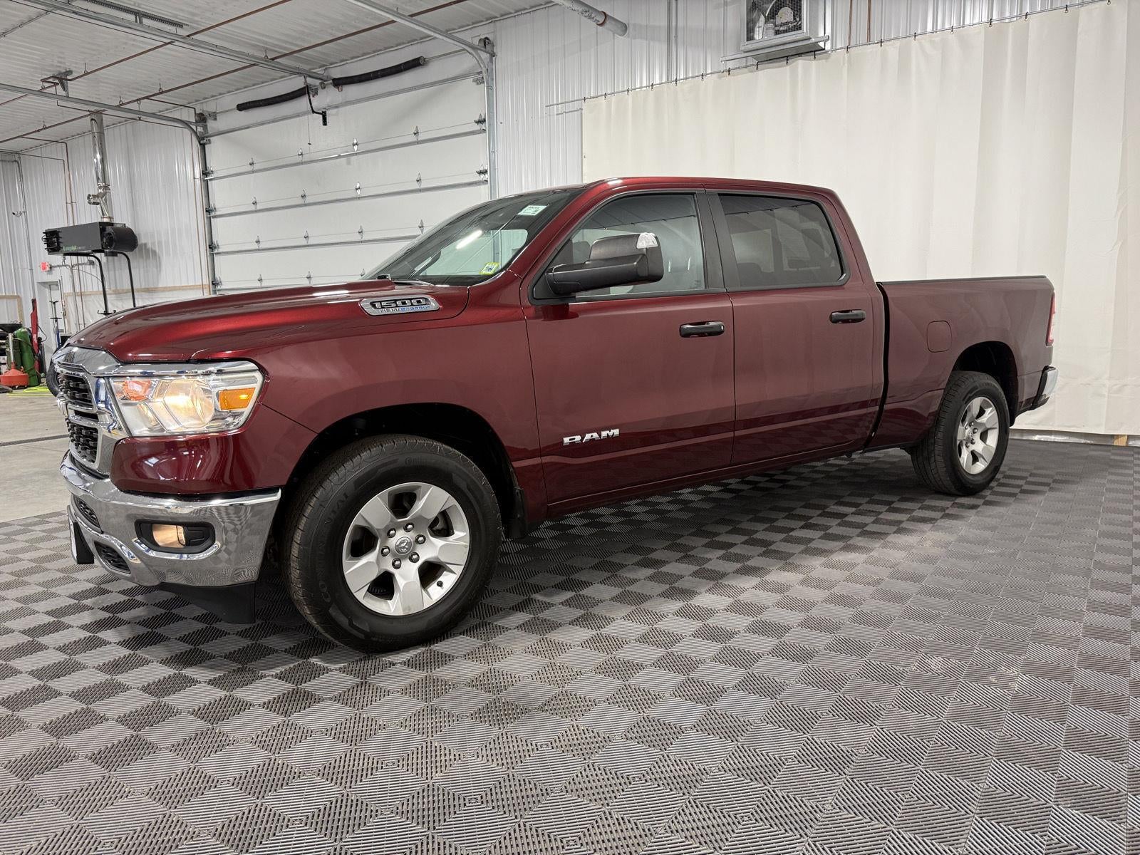 2023 RAM 1500 Big Horn Crew Cab 4x4 6'4' Box