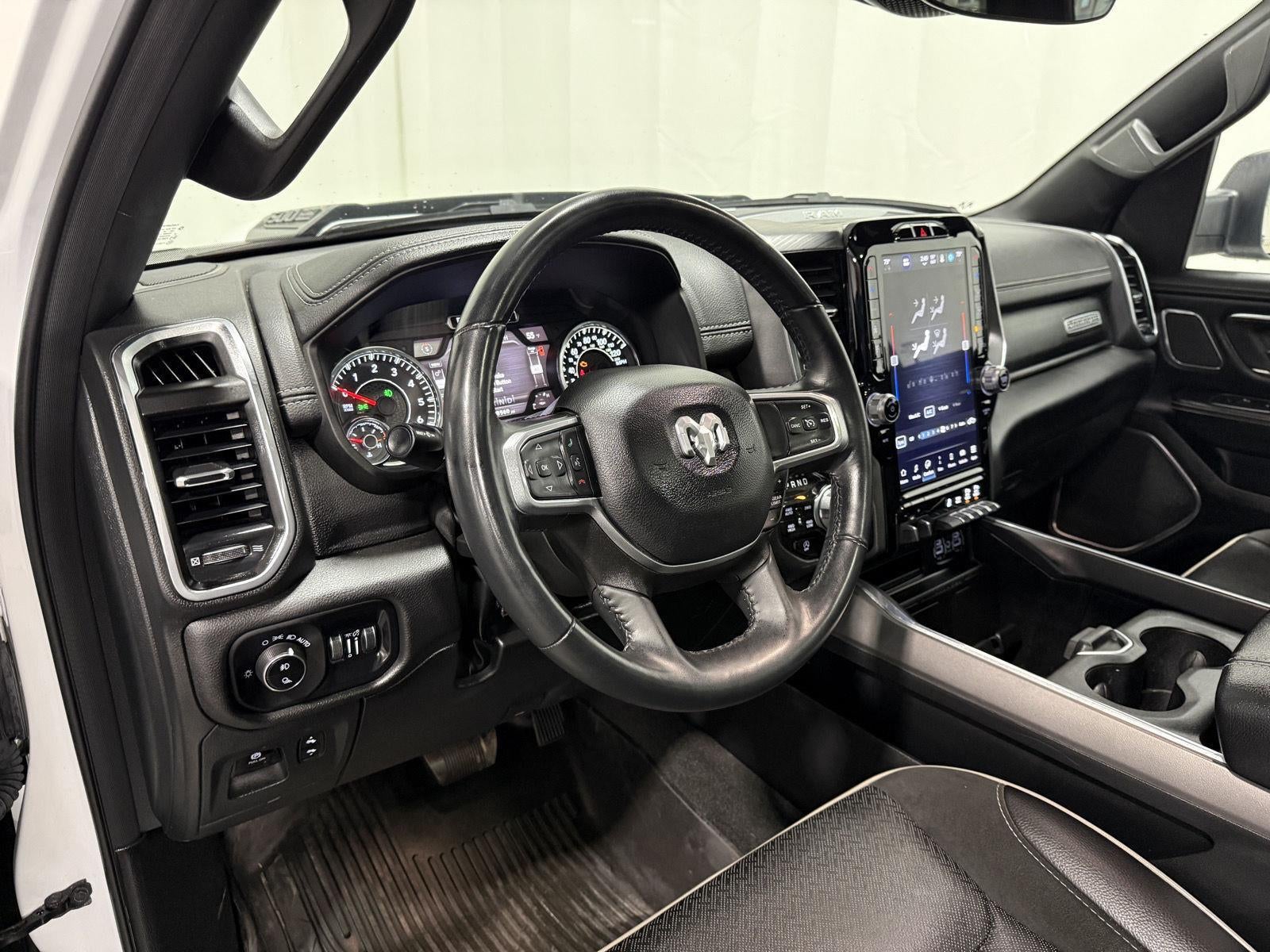 2023 RAM 1500 Laramie Crew Cab 4x4 6'4' Box