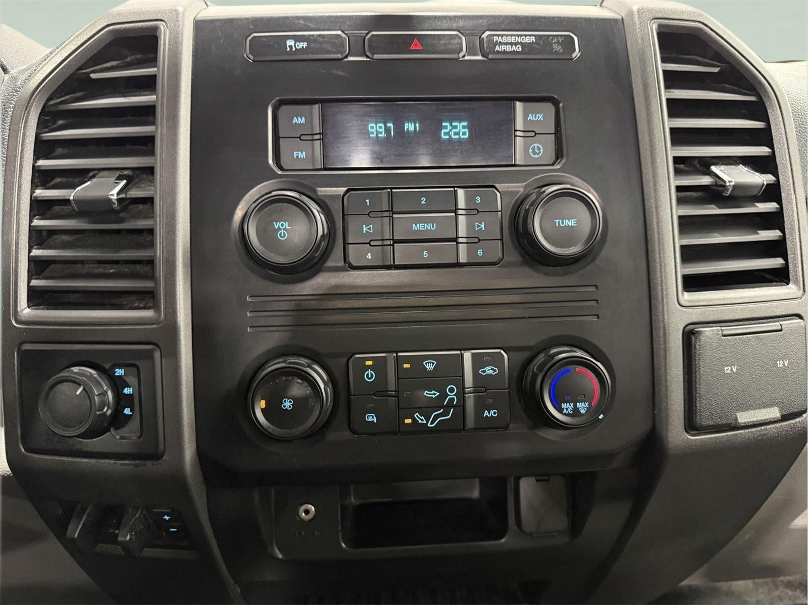 2018 Ford F-350 Chassis XL