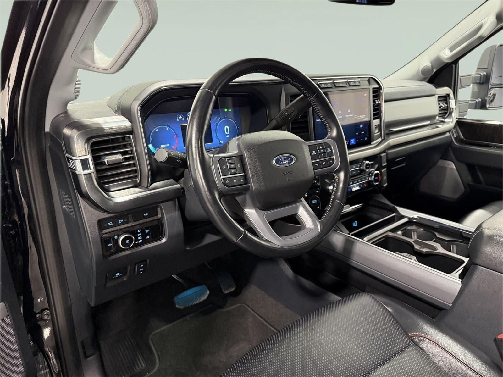 2023 Ford F-450 LARIAT