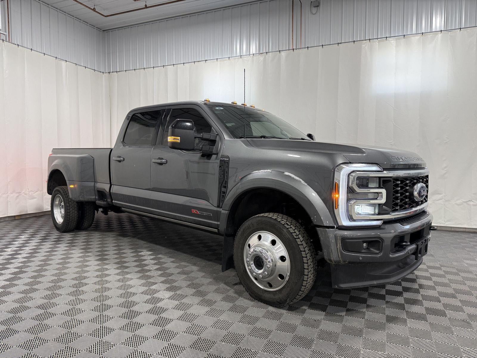 2025 Ford F-450 Platinum