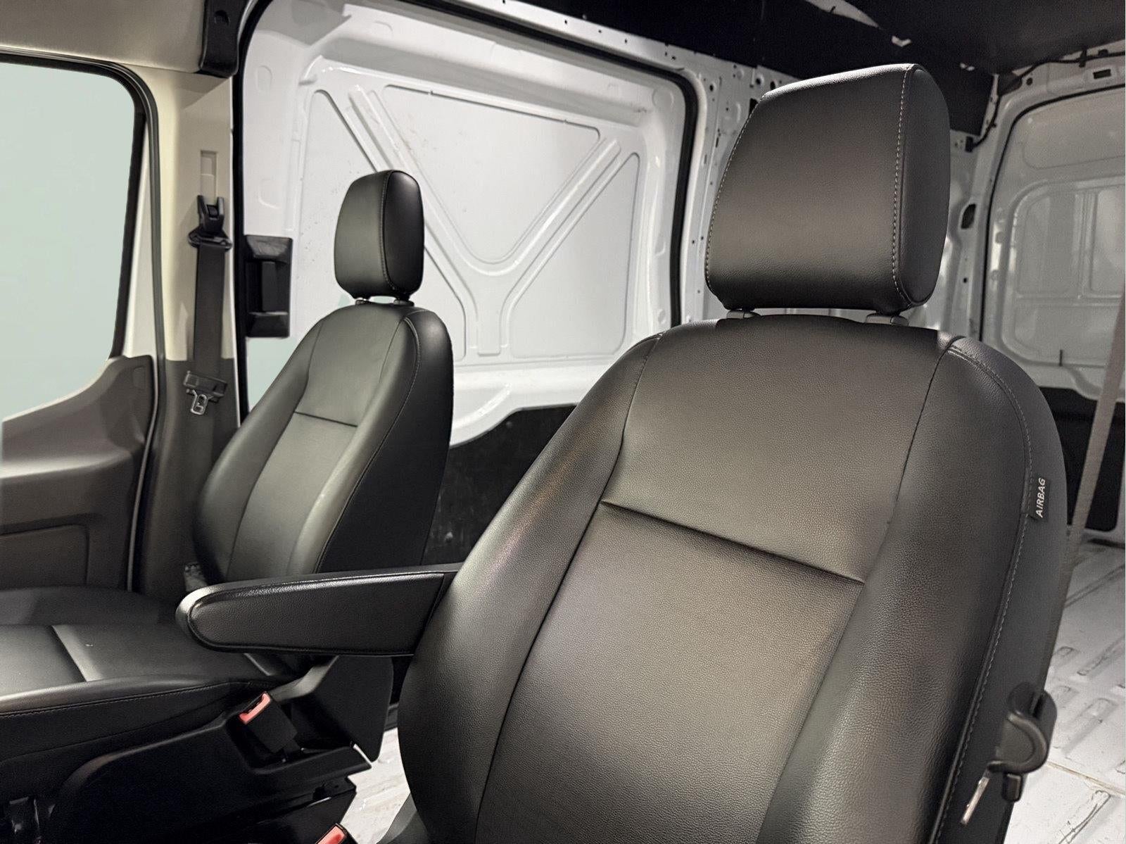 2025 Ford Transit-250 Cargo Van T-250 148' Hi Rf 9070 GVWR RWD