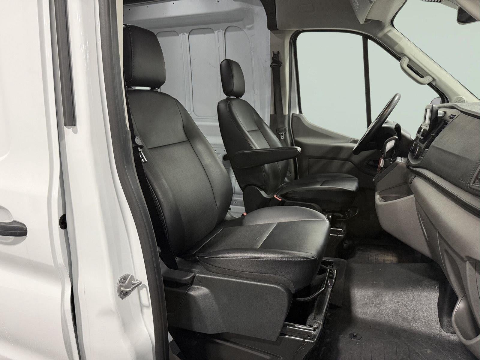 2025 Ford Transit-250 Cargo Van T-250 148' Hi Rf 9070 GVWR RWD