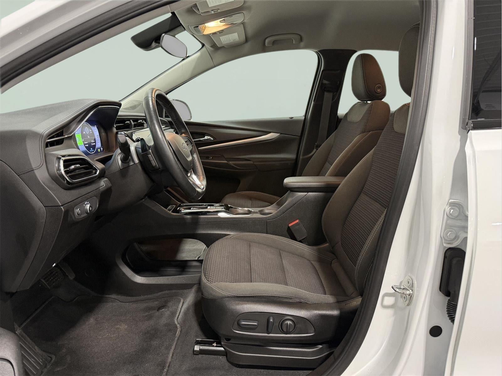 2023 Chevrolet Bolt EUV FWD LT