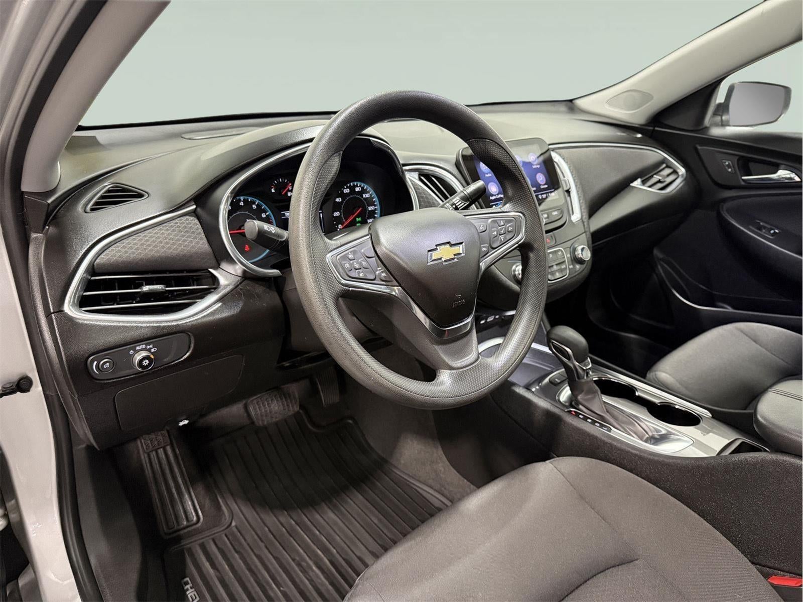 2021 Chevrolet Malibu FWD LT
