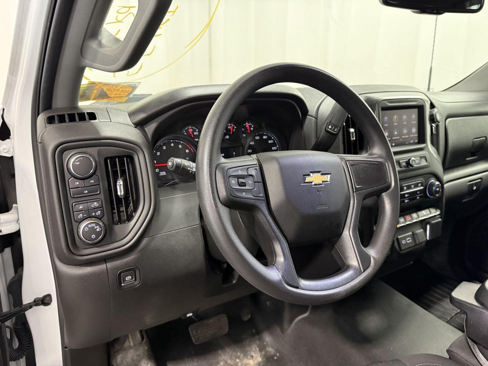 2024 Chevrolet Silverado 2500HD 4WD Double Cab Standard Bed Custom