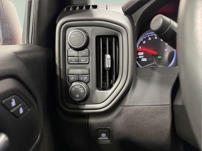 2021 Chevrolet Silverado 1500 4WD Double Cab Standard Bed Custom