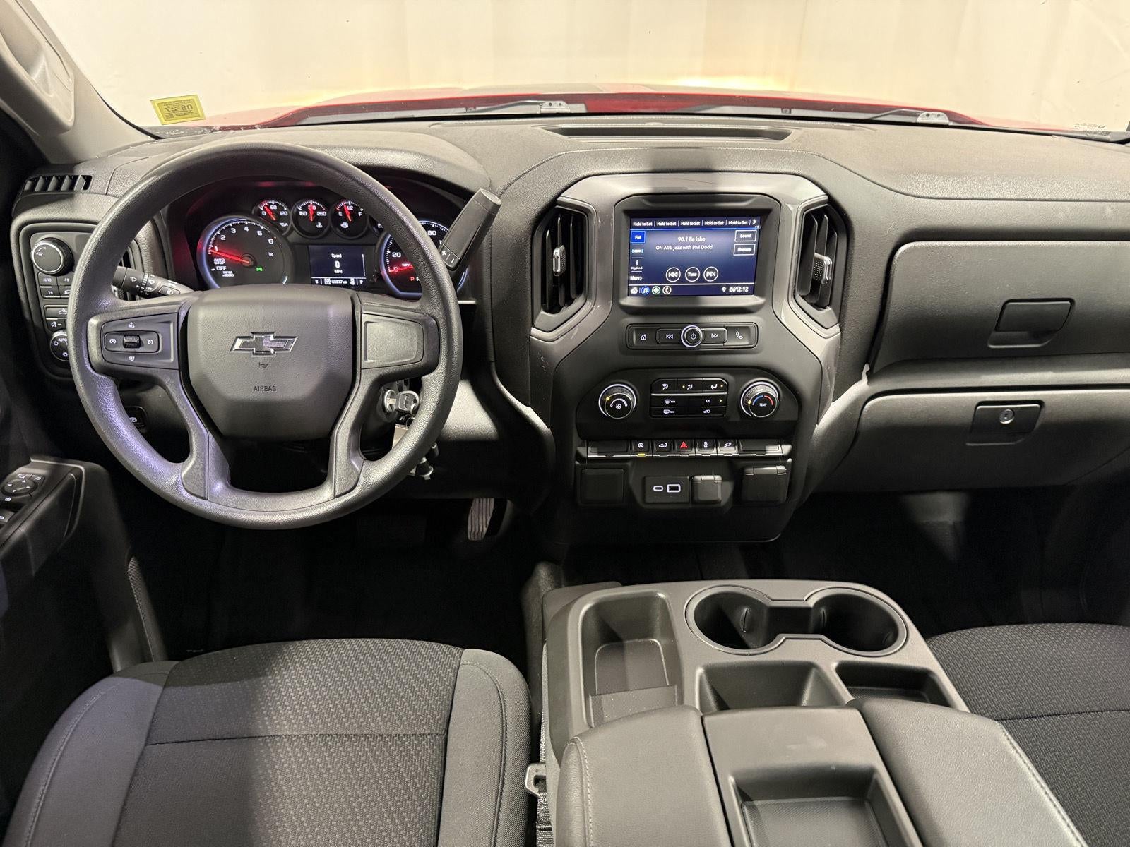 2021 Chevrolet Silverado 1500 4WD Double Cab Standard Bed Custom