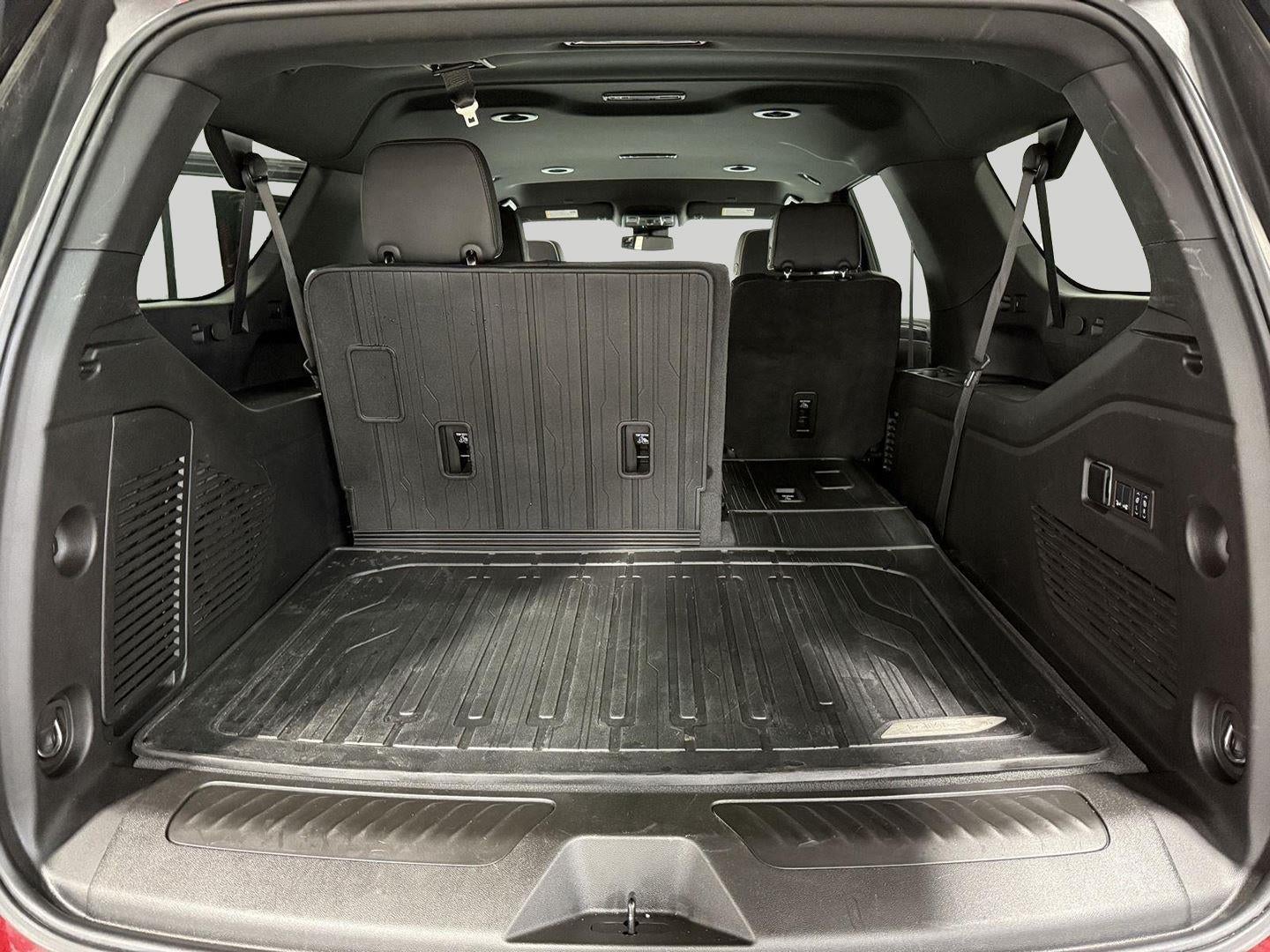 2024 GMC Yukon XL 4WD SLT