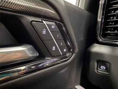 2025 GMC Sierra 2500HD 4WD Crew Cab Standard Bed AT4