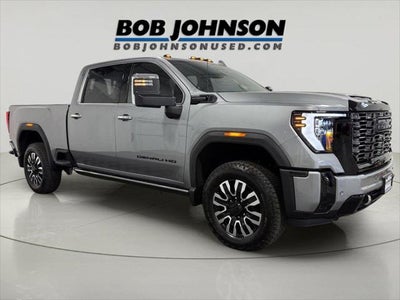 2026 GMC Sierra 2500HD Crew Cab, Standard Bed, Denali Ultimate, 4WD