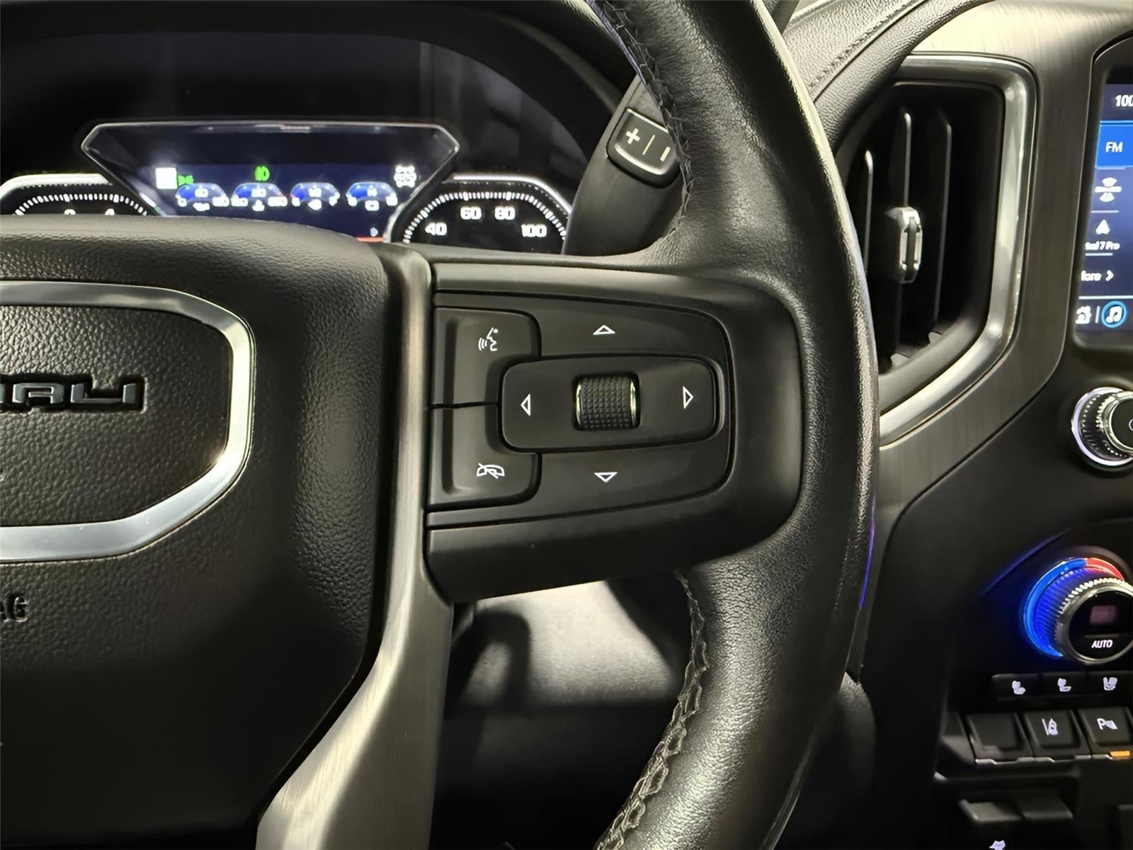 2022 GMC Sierra 2500HD 4WD Crew Cab Standard Bed Denali