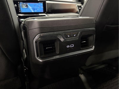 2024 GMC Sierra 2500HD 4WD Crew Cab Standard Bed Denali