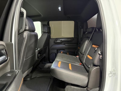 2025 GMC Sierra 2500HD 4WD Crew Cab Standard Bed AT4