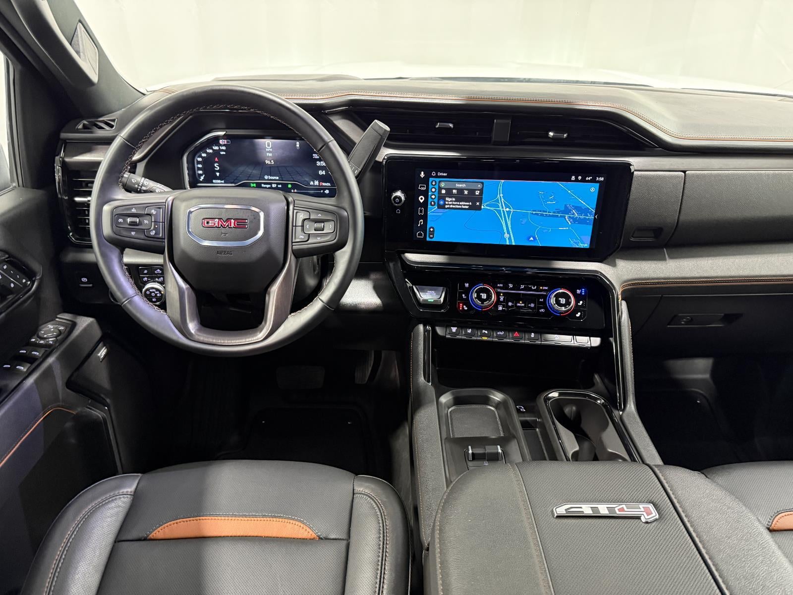 2025 GMC Sierra 2500HD 4WD Crew Cab Standard Bed AT4