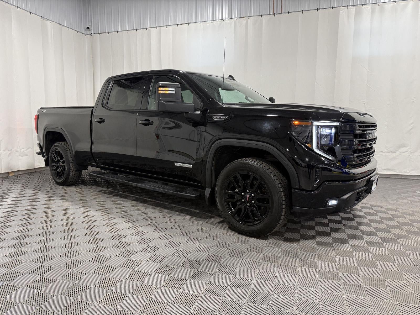 2025 GMC Sierra 1500 Elevation
