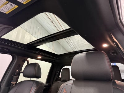 2021 Nissan TITAN Crew Cab S 4x4