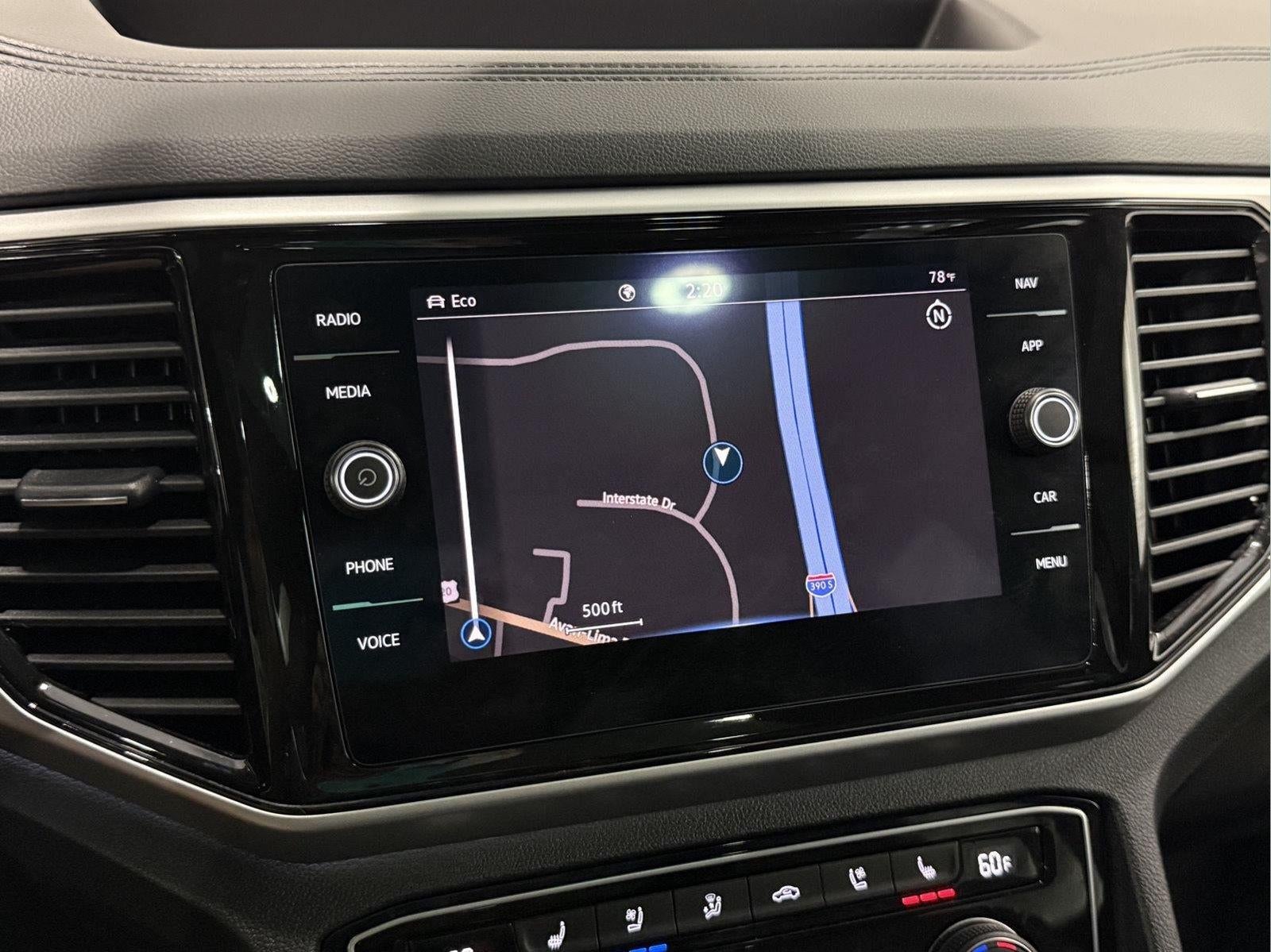 2022 Volkswagen Atlas Cross Sport 3.6L V6 SEL Premium R-Line