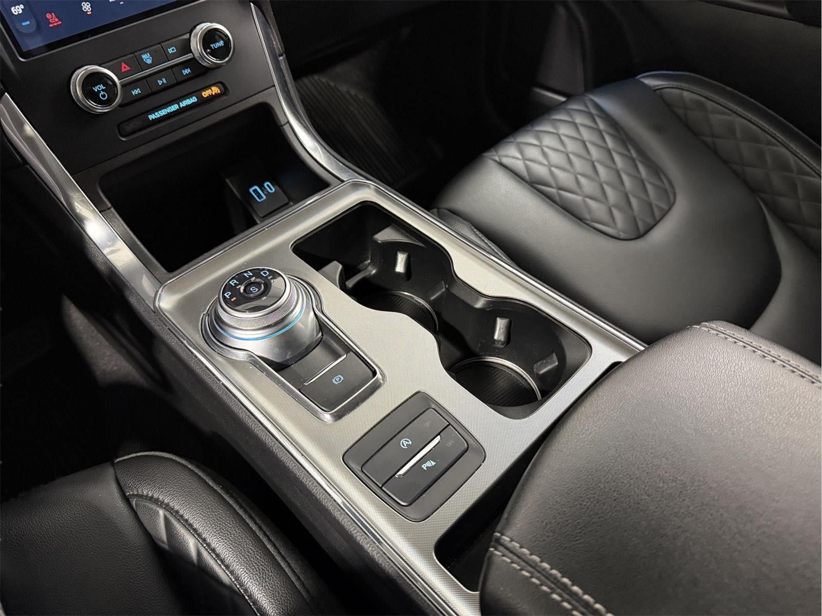2023 Ford Edge Titanium