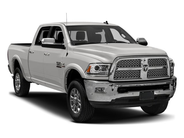 2017 RAM 3500 Laramie Crew Cab 4x4 8' Box