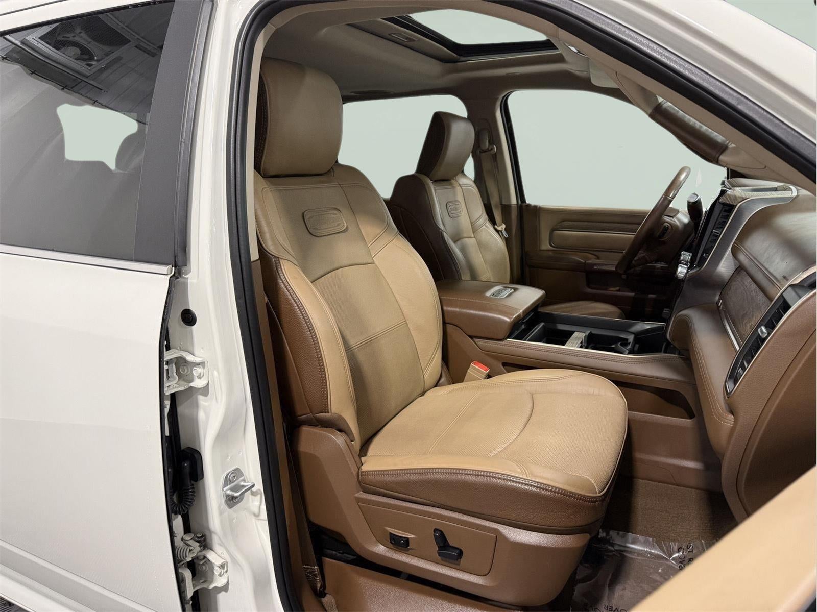 2020 RAM 3500 Laramie Longhorn Mega Cab 4x4 6'4' Box