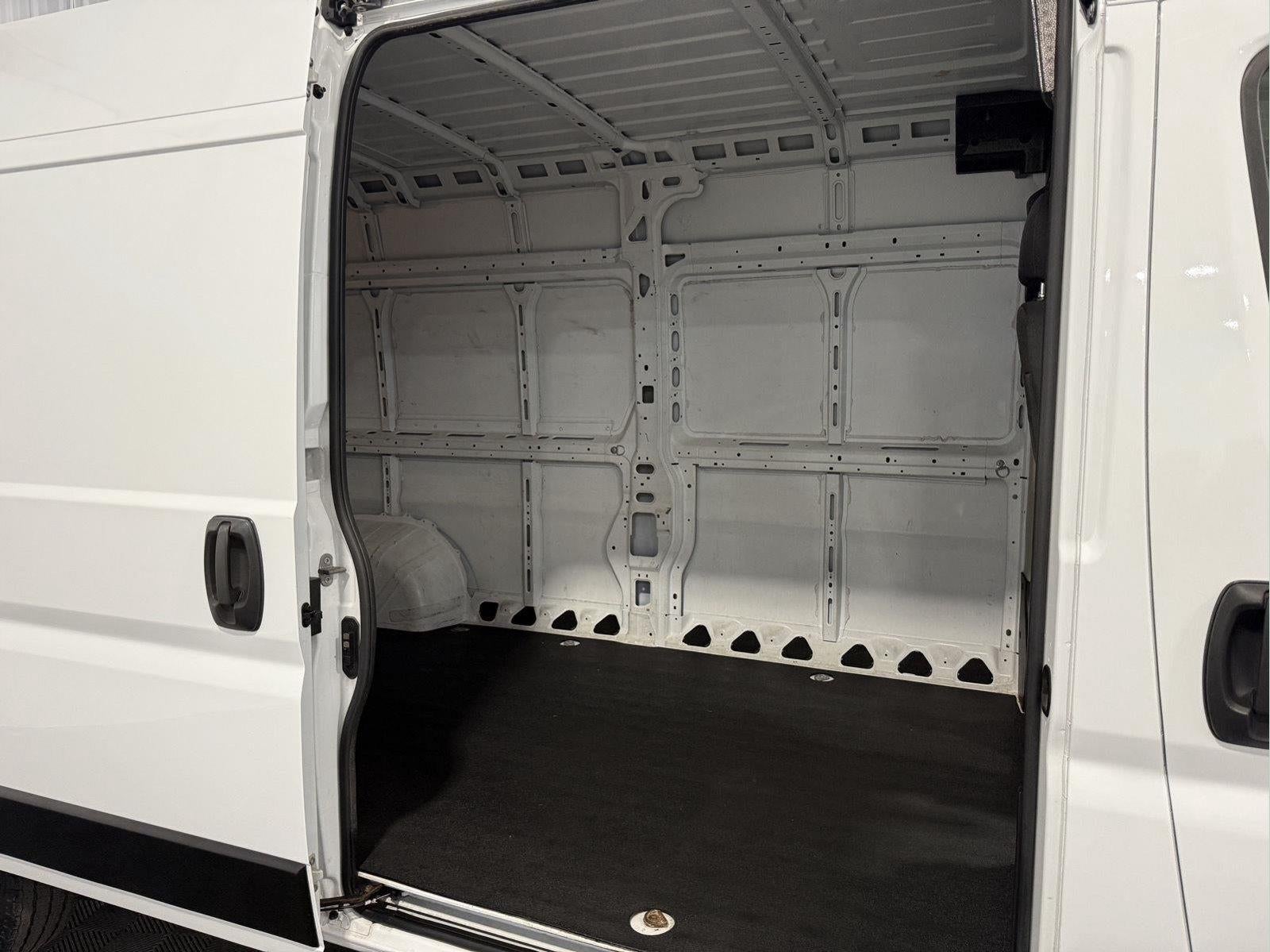 2022 RAM ProMaster 2500 Cargo Van High Roof 159' WB