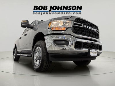 2024 RAM 2500 Tradesman Crew Cab 4x4 6'4' Box