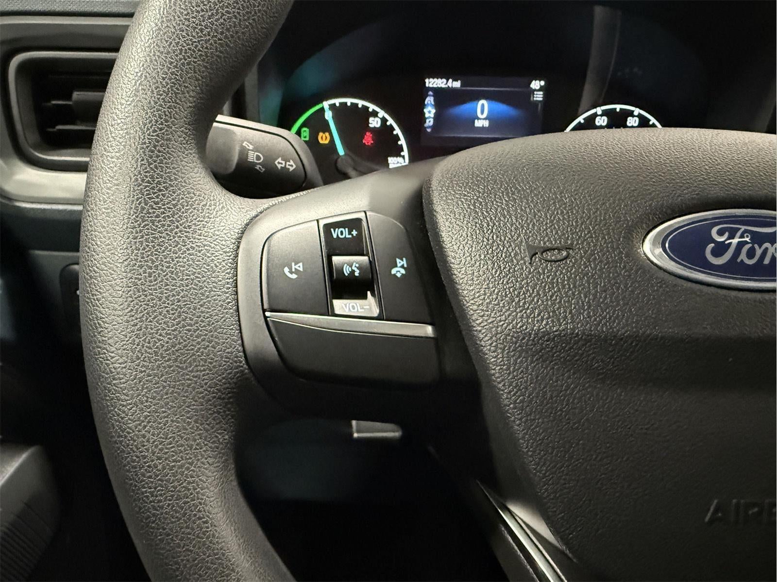 2022 Ford Maverick XL