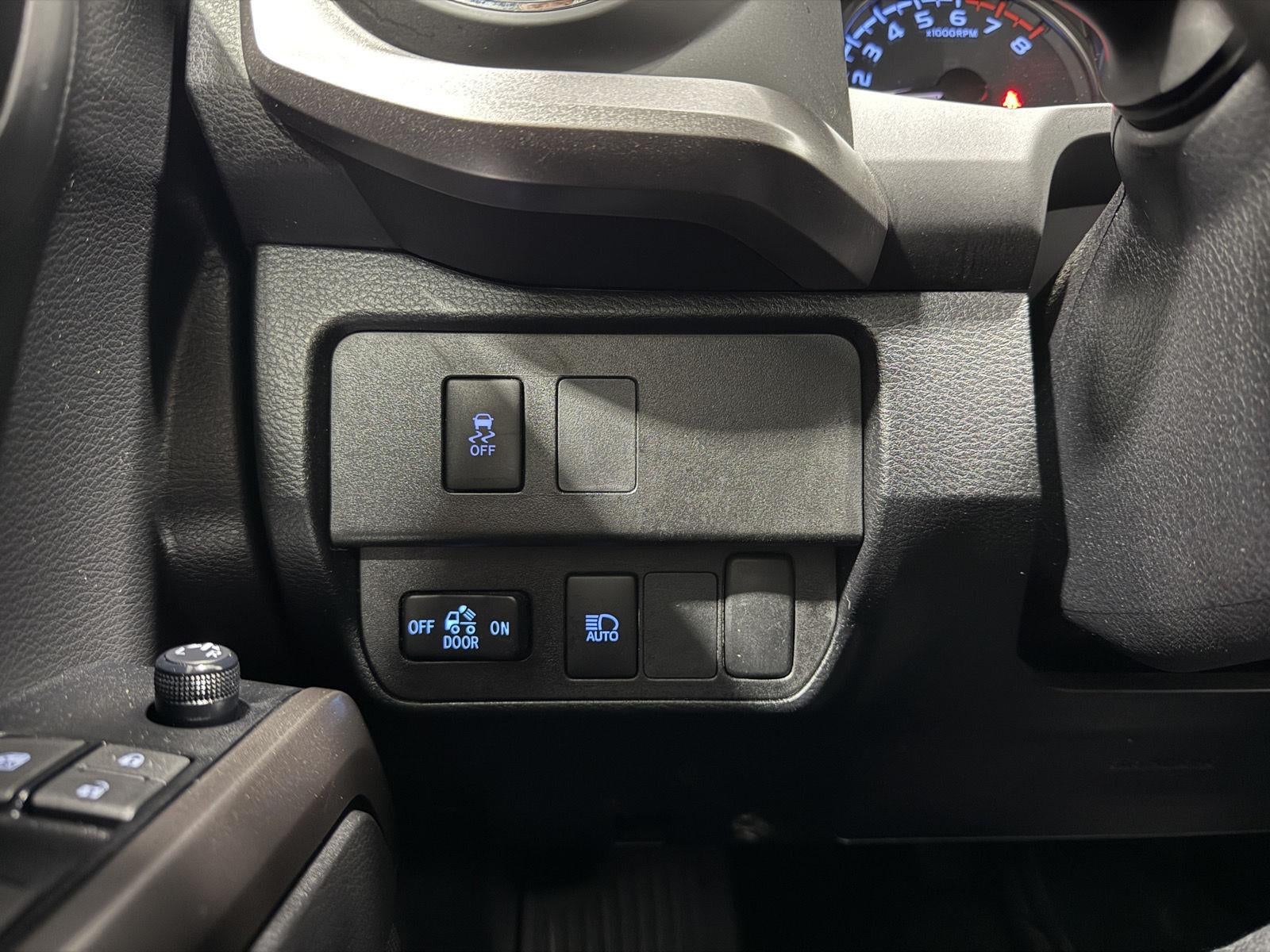 2023 Toyota Tacoma SR5 V6