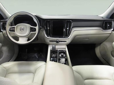2023 Volvo S60 B5 Plus Dark Theme