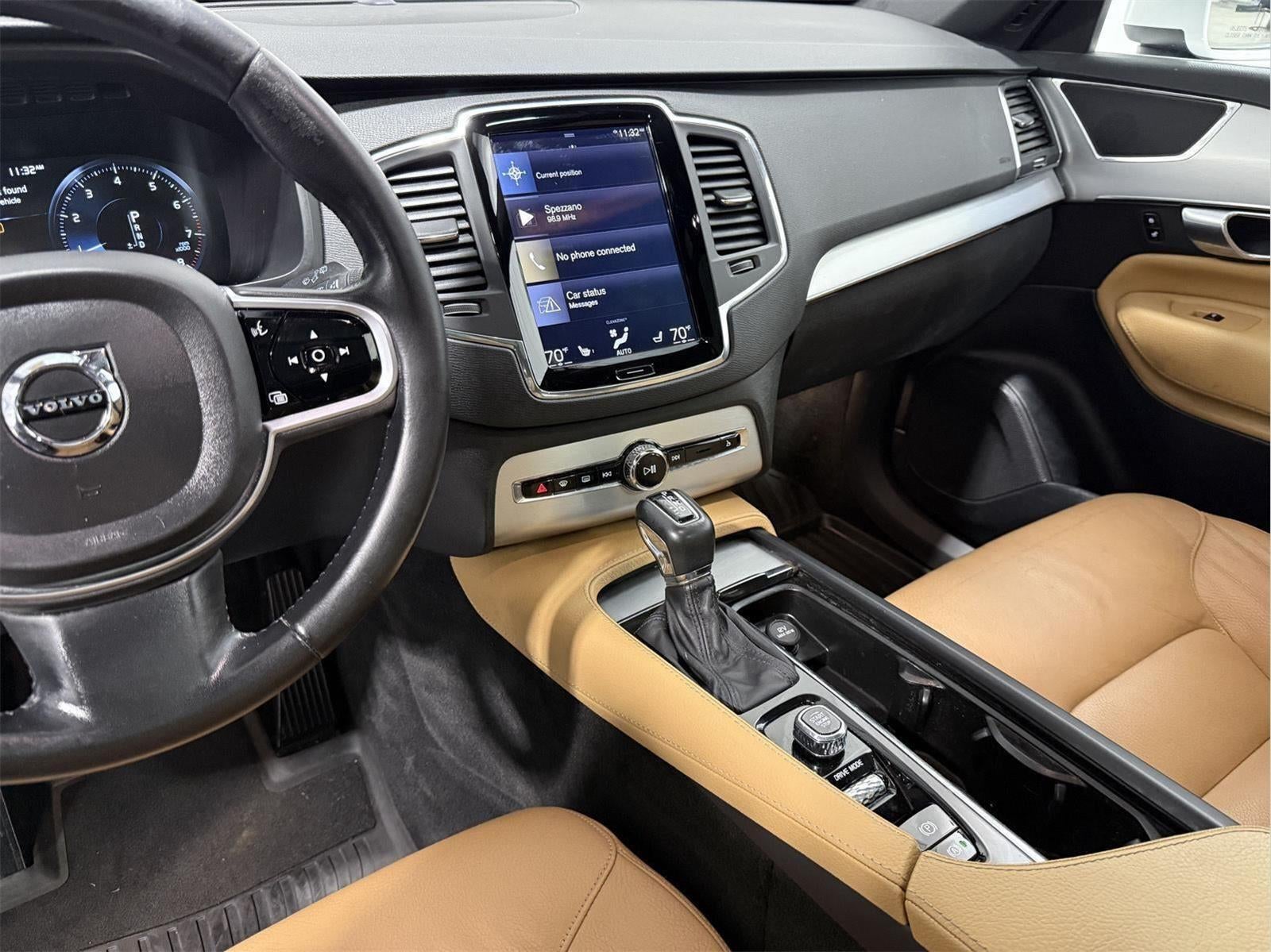 2018 Volvo XC90 T6 Momentum