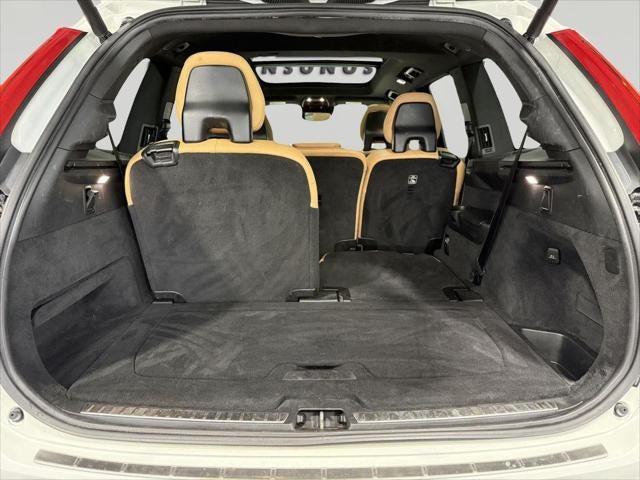 2018 Volvo XC90 T6 Momentum