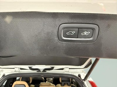 2018 Volvo XC90 T6 Momentum