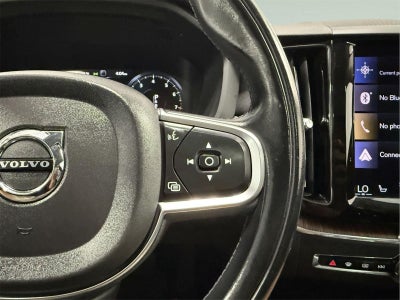2021 Volvo XC60 T6 Momentum