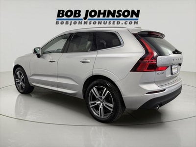 2021 Volvo XC60 T6 Momentum