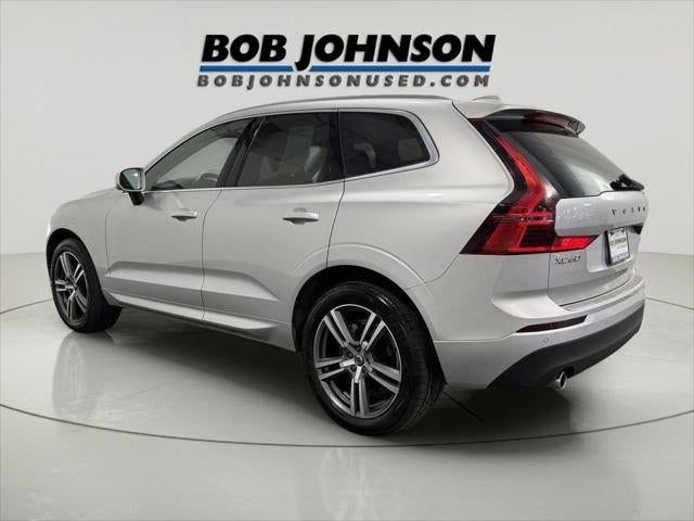 2021 Volvo XC60 T6 Momentum