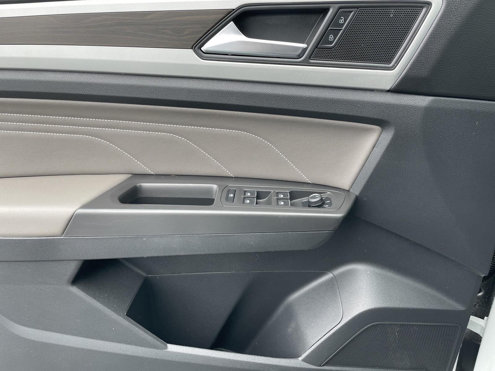 2023 Volkswagen Atlas 2.0T SE