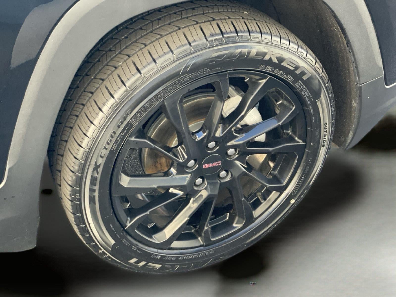 2024 GMC Terrain SLT