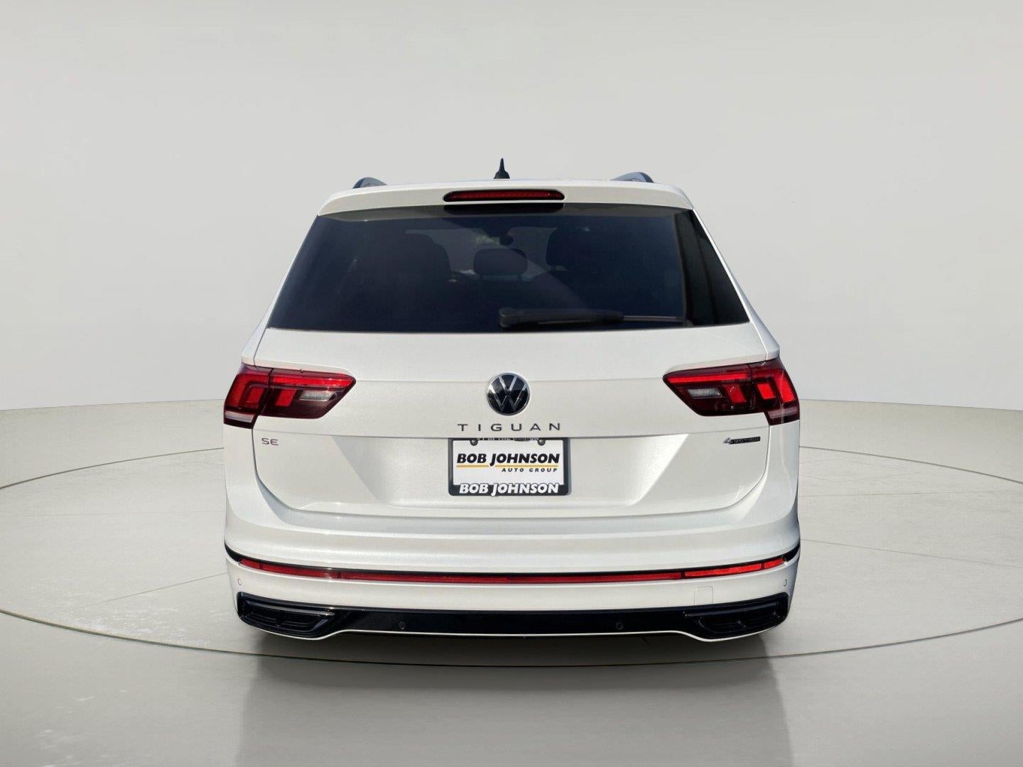 2024 Volkswagen Tiguan SE R-Line Black