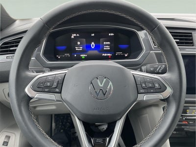 2023 Volkswagen Tiguan SE R-Line Black